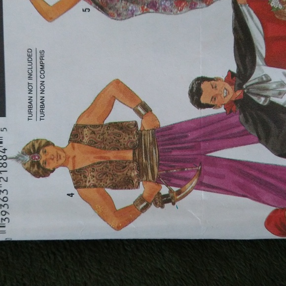 Halloween Simplicity Costumes for Adult + Child Patterns - Picture 3 of 8